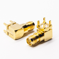 Conector RP-SMA Hembra de Ángulo Recto para Montaje en PCB, 50 Ohm, Tipo Soldadura