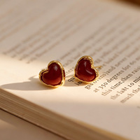 Pendientes de Clip con Forma de Corazón Rojo, Delicados, Dorados, para Uso Diario, Sin Perforación, para Mujer, Última Moda en Joyería, Regalo