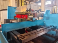 Machine de découpe à fil EDM CNC 5 axes HanYang DK7735 pour moules avec précision de 0,015 mm, moteur PLC et roulement 220V/380V