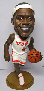 <span class=keywords><strong>2024</strong></span> vente chaude figurine en résine personnalisée souvenir bobble head pour joueur de basket-ball <span class=keywords><strong>NBA</strong></span> - Product Image 3