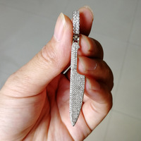 Collier pendentif poignard en strass doré et argenté pour hommes et femmes, bijoux hip-hop streetwear glacés
