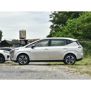 Design élégant, Aion Y Plus 2025, édition Zhixiang, SUV électrique 5 portes, éclairage LED en forme d'<span class=keywords><strong>ailes</strong></span> d'ange, roues de 17 pouces, <span class=keywords><strong>voiture</strong></span> neuve à vendre - Product Image 4