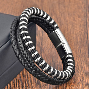 Bracelet en cuir tressé double couche fait main pour homme, cuir de vachette noir et acier inoxydable - Product Image 3