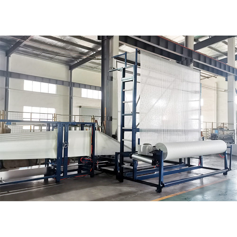 Машина для складывания сельскохозяйственной пленки