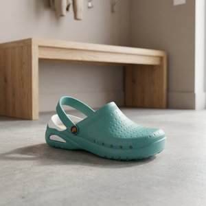 Zapatos unisex ultraligeros de una pieza, zuecos de color verde con correa abatible, adecuados para cocina, superventas - Product Image 2