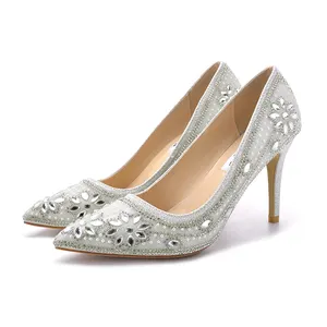 2020 नई प्रकार के लिए उपयुक्त शादी हीरा और क्रिस्टल मोती फूल जूते थोक स्टॉक अनुकूलित उच्च दुल्हन शादी ऊँची एड़ी के जूते