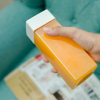 Bouteilles de jus en plastique PET carrées de 350-600 ml avec couvercles carrés, bouteilles de lait carrées jetables, logo personnalisé disponible en stock