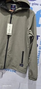 เสื้อแจ็คเก็ตกันลมมีฮู้ดสำหรับผู้ชายคุณภาพพรีเมียม เสื้อคลุมแฟชั่นลำลองกันลมคุณภาพสูง มีจำหน่ายแล้ว - Product Image 3