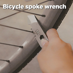 LFEDC Outil multifonction portable en alliage de titane pour homme, avec couteau intégré, idéal pour l'extérieur et comme cadeau - Product Image 6