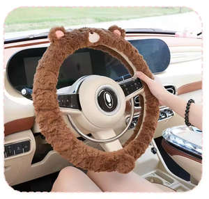 Housse de volant de <span class=keywords><strong>voiture</strong></span> Hiver Mignon Dessin animé Antidérapant Poignée Universelle Quatre saisons Housse de volant en peluche - Product Image 5