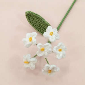 Ornement floral en laine et coton tissé à la main LUYI, fleurs tricotées simulées pour la fête des mères, décoration aspect fourrure - Product Image 4