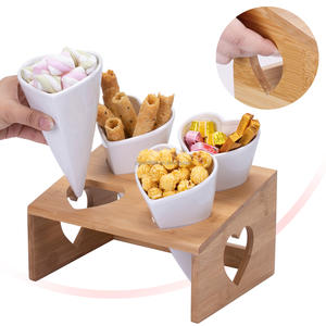 Conos Individuales de Cerámica en Forma de Corazón, Plato de Cerámica <span class=keywords><strong>Blanco</strong></span> para Servir Bocadillos, Frutos Secos, Estación de Aperitivos de Cerámica en Forma de Corazón - Product Image 2