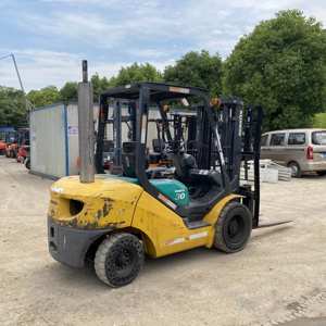Top vente Komatsu 30 3 tonnes chariot élévateur à roues moteur diesel avec changement de vitesse latéral bonne condition livraison rapide chariot élévateur d'occasion à vendre - Product Image 2