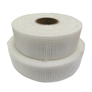 Ruban en maille de fibre de verre E-Glass auto-adhésif pour l'installation <span class=keywords><strong>et</strong></span> la réparation de cloisons sèches, largeur personnalisable - Product Image 3