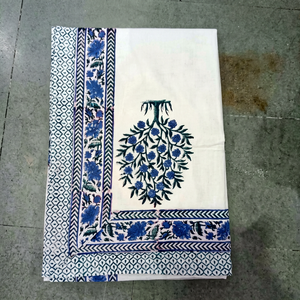Mantel de Mesa Estampado a Mano con Diseño Floral, 100% Algodón Suave, Estilo Indio, para Decoración del Hogar, Sala de Estar, Fiestas y Eventos - Product Image 1