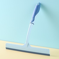 Grattoir à verre en caoutchouc souple Double face à long manche brosse de nettoyage de vitres domestique raclette de Table à manger raclette de sol en Silicone