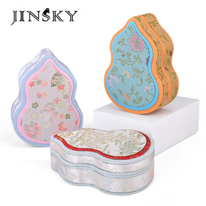 กล่องเก็บผ้าสไตล์ศาลจีนกล่องบรรจุภัณฑ์เครื่องประดับสร้อยคอทรงน้ำเต้าปักลาย - Product Image 1