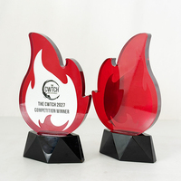 Trophée personnalisé en cristal rouge en forme de flamme avec plaque argentée MH-LJ0875