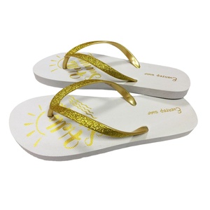 Calzature estive pantofole piatte femminili personalizzate <span class=keywords><strong>infradito</strong></span> <span class=keywords><strong>infradito</strong></span> <span class=keywords><strong>sandali</strong></span> da <span class=keywords><strong>donna</strong></span> da <span class=keywords><strong>donna</strong></span> - Product Image 1