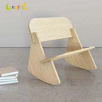 Fauteuil à bascule moderne en bois massif fait à la main avec table pour enfants pour la chambre à coucher et le salon