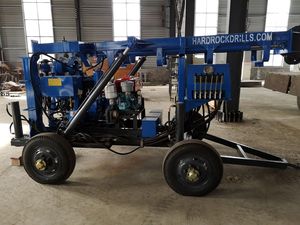 Foreuse rotative montée sur remorque, entraînée par un moteur diesel haute performance, pour puits d'eau, forage DTH, carottage de 230 m, forage de roche dure par air - Product Image 4