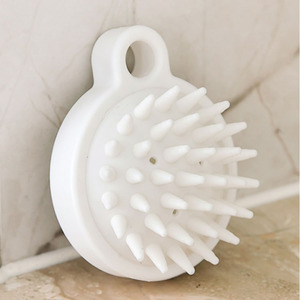Cepillo de silicona para champú, peine de masaje para champú de uso doméstico, peine de punta suave, peine de cojín de aire para champú de ducha estilo japonés. - Product Image 4