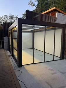 Pergola Motorizzata con Tetto Retrattile, Tenda da Giardino Impermeabile in Alluminio con LED, Ecologica per Terrazze - Product Image 1