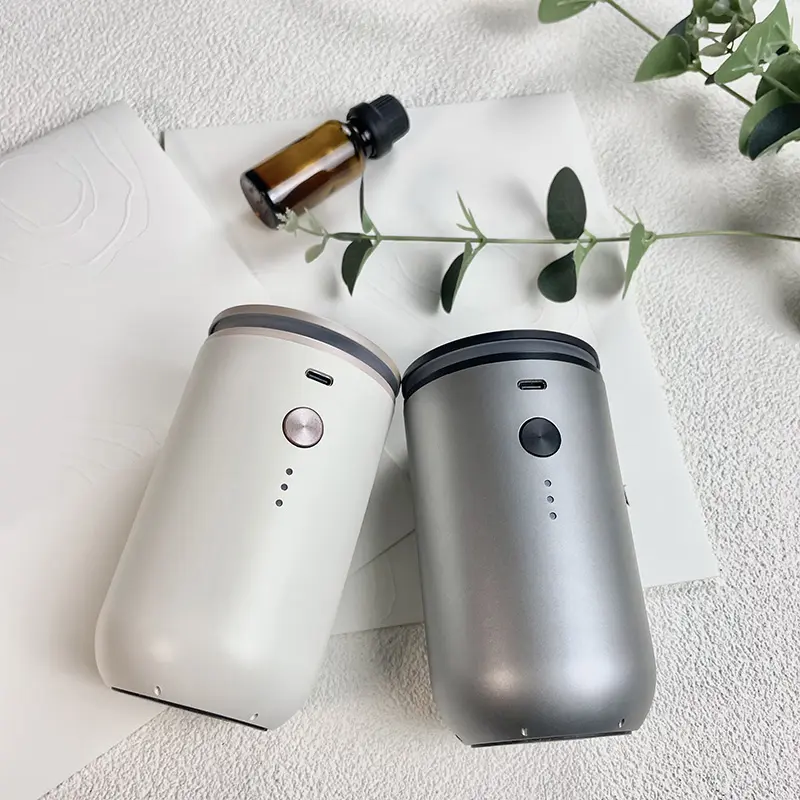 SFASCENT Vente en gros Portable Diffuseur de parfum Mini Machine d'arôme Diffuseur d'huile électronique sans eau pour bureau à domicile