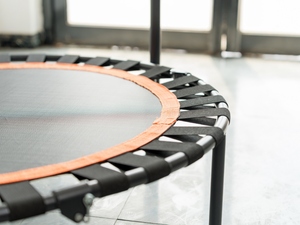 Trampoline de sport pliable pour enfants et adultes Trampoline de saut réglable Parc de trampoline de <span class=keywords><strong>fitness</strong></span> intérieur et extérieur avec bande élastique - Product Image 3