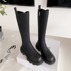 Bottines pour femmes tendance avec talon épais et fermeture éclair, dessus en cuir véritable pour l'hiver, les fêtes, le bureau et l'usage quotidien - Product Image 1