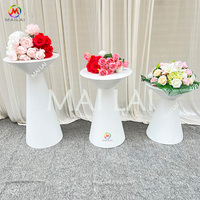 Décoration de piliers de mariage modernes, supports à gâteaux en métal blancs personnalisés, table à desserts cylindrique pour banquet, ensemble de socles