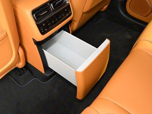 รถยนต์ไฟฟ้าไฮเทค Lixiang I6 SUV รุ่นใหม่ล่าสุด พร้อมชิป 8295 และหน้าจอ OLED ขนาด 15.7 นิ้ว เพื่อความบันเทิงไร้รอยต่อ - Product Image 5