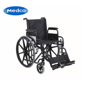 Fauteuil roulant manuel Medco 88 cm, noir, en fer, pliable, aide à la mobilité pour personnes âgées et handicapées - Product Image 1