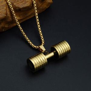 Collier de fitness pour homme en acier inoxydable plaqué or 18 carats, avec pendentif haltère en acier titane, vente en gros - Product Image 5