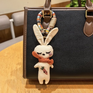 Llavero de conejo 3D de tela ecológica, suave, hecho a mano, colorido, con diseño de animal de dibujos animados, colgante para bolso, correa para teléfono y bufanda, para niños - Product Image 4