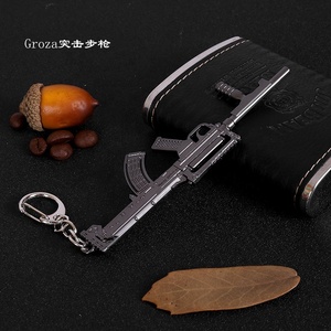 A granel Flash bomba Granada arma Airdrop caja Pan 98K Ak47 pistola casco llavero - Product Image 5