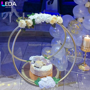 อุปกรณ์ประกอบฉากงานแต่งงานคุณภาพสูง LEDA แท่นดอกไม้ทรงกลมสีทอง ตกแต่งโต๊ะงานแต่งงานในโรงแรม วงแหวนดอกไม้ประดับเพดาน - Product Image 3