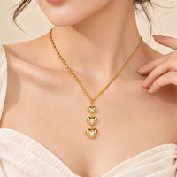 Collier en acier inoxydable avec pendentif cœur en zircon exquis et tendance, plaqué or 18 carats, ensemble d'accessoires élégant et polyvalent, vente en gros