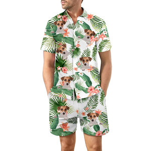 เสื้อฮาวายชายพร้อมกางเกงขาสั้น ชุดเซ็ต 2 ชิ้น ลายโลโก้แบบกำหนดเอง ชุดเข้าชุดสำหรับงานปาร์ตี้ชายหาด เสื้อยืดและกางเกงสำหรับผู้ชาย - Product Image 1