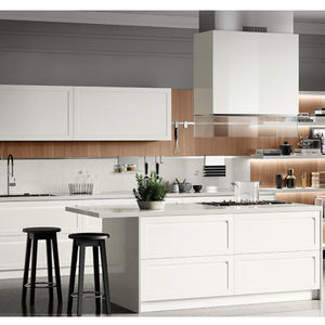 Muebles de Cocina Franceses Modernos, Ecológicos, Ignífugos y Personalizados |   Cortina con Acabado de Madera, Diseño a Juego y Sofisticación de Estilo Villa - Product Image 4