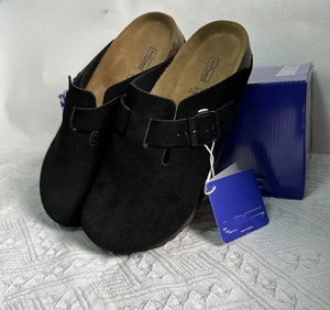 Sandales plates d'extérieur tendance en daim et liège, mules sabots avec semelle intérieure en liège massif, style Birkenstock allemand - Product Image 2