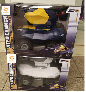 Sistema de pulverización de agua 2026 para coche, 4x4 todoterreno, con control remoto, música, luces y pulverización, coche acrobático <span class=keywords><strong>RC</strong></span>, <span class=keywords><strong>tanque</strong></span> de agua. - Product Image 5