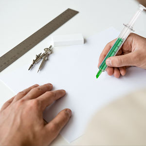 Marcadores de Inyección de Plástico con Forma de Jeringa, Lindos y Personalizables con Logotipo, para Oficina, Escuela, Regalos para Doctores y Fiestas, Venta al Por Mayor - Product Image 4