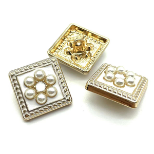 מתכת אופנה ריינסטון מתכת פרל שוק מעטפת תפירת כפתור עבור אביזרי בגד - Product Image 2