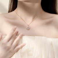 Collier en moissanite, pendentif trèfle à quatre feuilles rond de 5 mm avec halo en CZ pour femme, argent sterling 925, en stock, vente en gros, bijoux fins