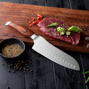 Set <span class=keywords><strong>di</strong></span> <span class=keywords><strong>Coltelli</strong></span> da Cucina <span class=keywords><strong>Professionali</strong></span> in Acciaio Inox con Affilacoltelli, Blocco in Acrilico, Design Ambidestro, Lunghezza Lama 6-7,9 Pollici - Product Image 5