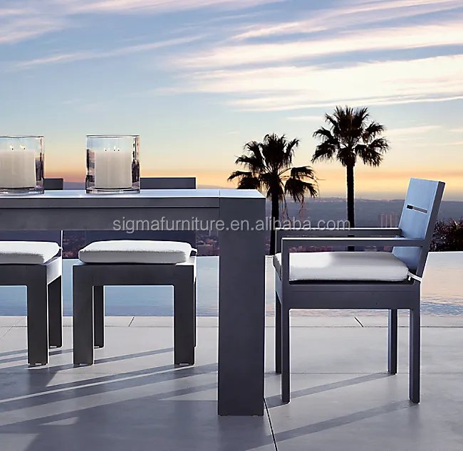 シンプルな屋外アルミ家具ガーデンセットブラックアルミ長方形ダイニングテーブル