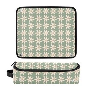 Sac de voyage 2-en-1 pour outils capillaires, motif fleurs de Tiaré Hawaïennes, personnalisé, pour femme, étui de rangement pour fer à boucler, impression à la demande - Product Image 3