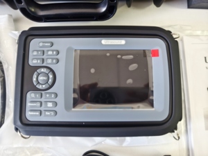 Appareil d'échographie vétérinaire DMSU01, portable, noir et blanc, avec batterie de 4 heures, pour bovins, chevaux, chiens, moutons, chats - Product Image 1