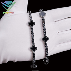 สร้อยข้อมือเทนนิสลายโคลเวอร์หรูหรา เงินแท้ 925 ประดับเพชร VVS มอยส์ซาไนต์ ชุบทอง 18K ผ่านการทดสอบเพชร พร้อมใบรับรอง GRA สำหรับทุกเพศ - Product Image 1